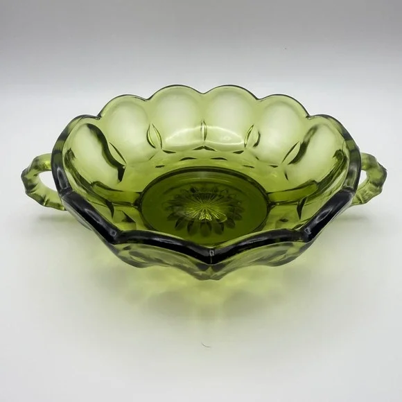 Anchor Hocking Fairfield Nappy Dish 7in Avocado Green Glass Vintage - Picture 1 of 6